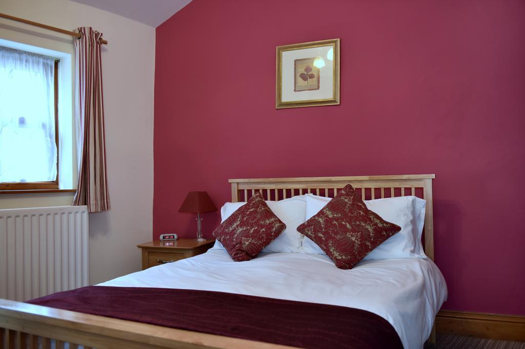 Hotel Bolton Arms Redmire Esterno foto